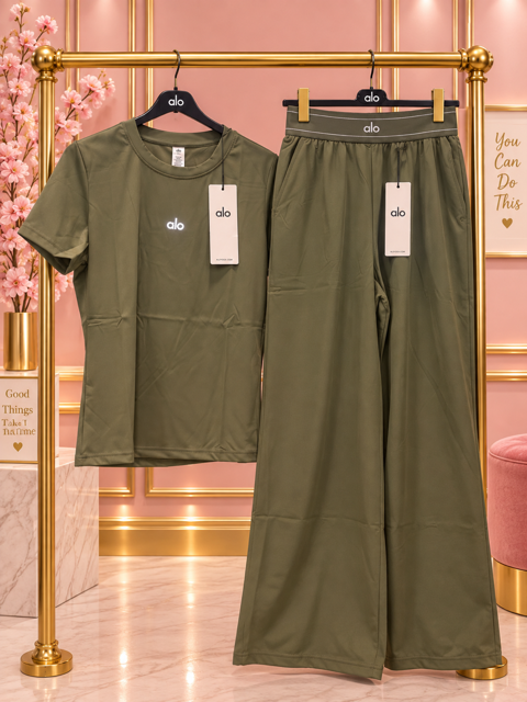 ALO Yoga Bottoms Set